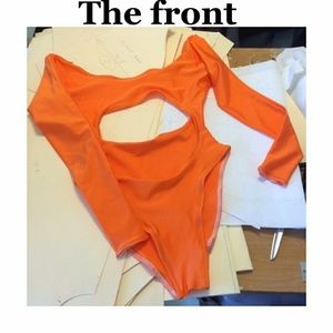 Vintge cut out one piece Swimsuit